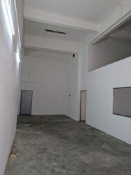Pemimpin Industrial Building (D20), Factory #536716361